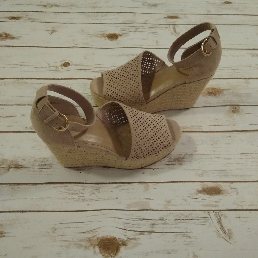 14th & Union Theryn Asymmetrical Espadrille Wedges